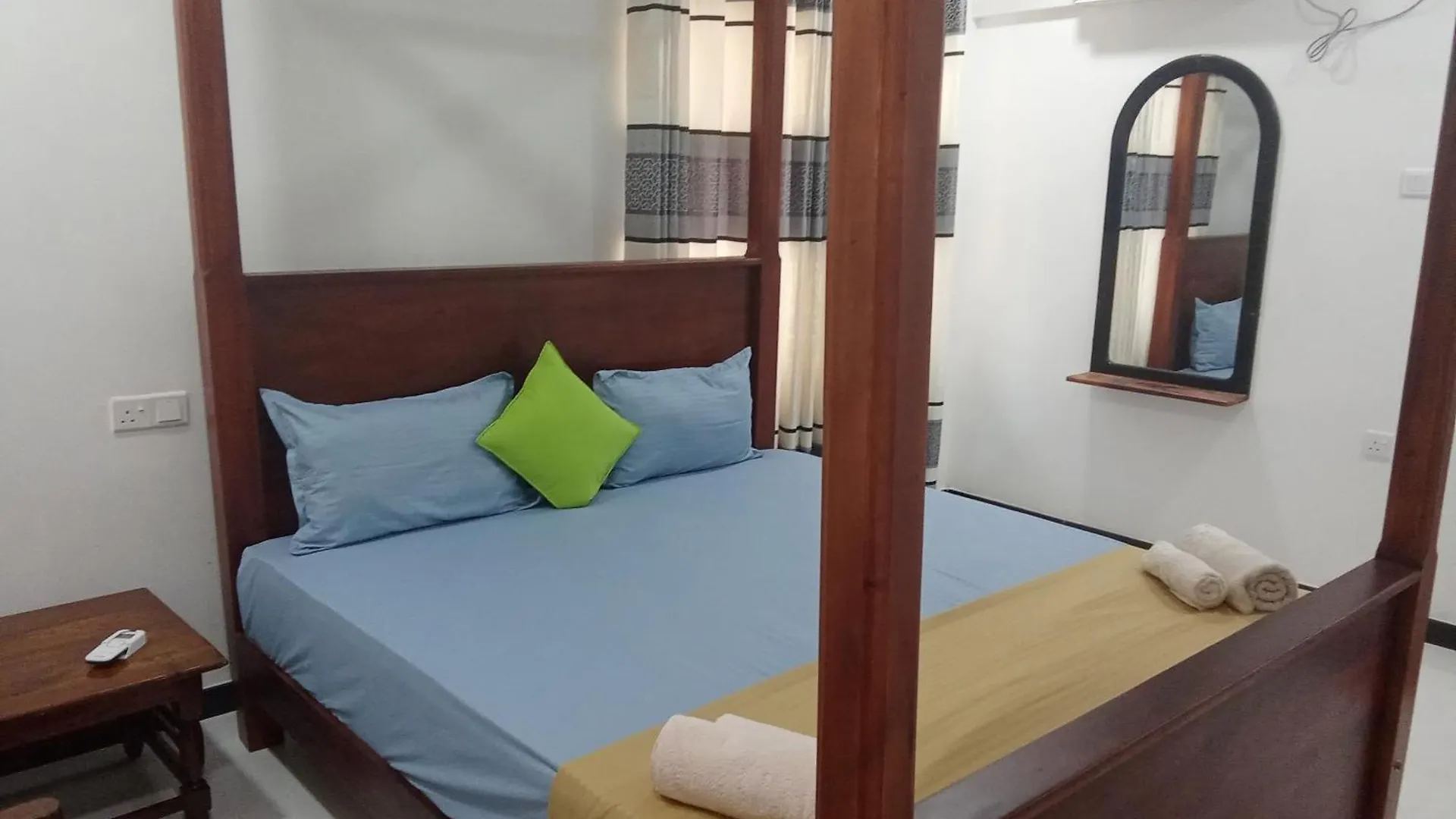 Homestay Solaces Transit Residence Liyanagemulla Sri Lanka