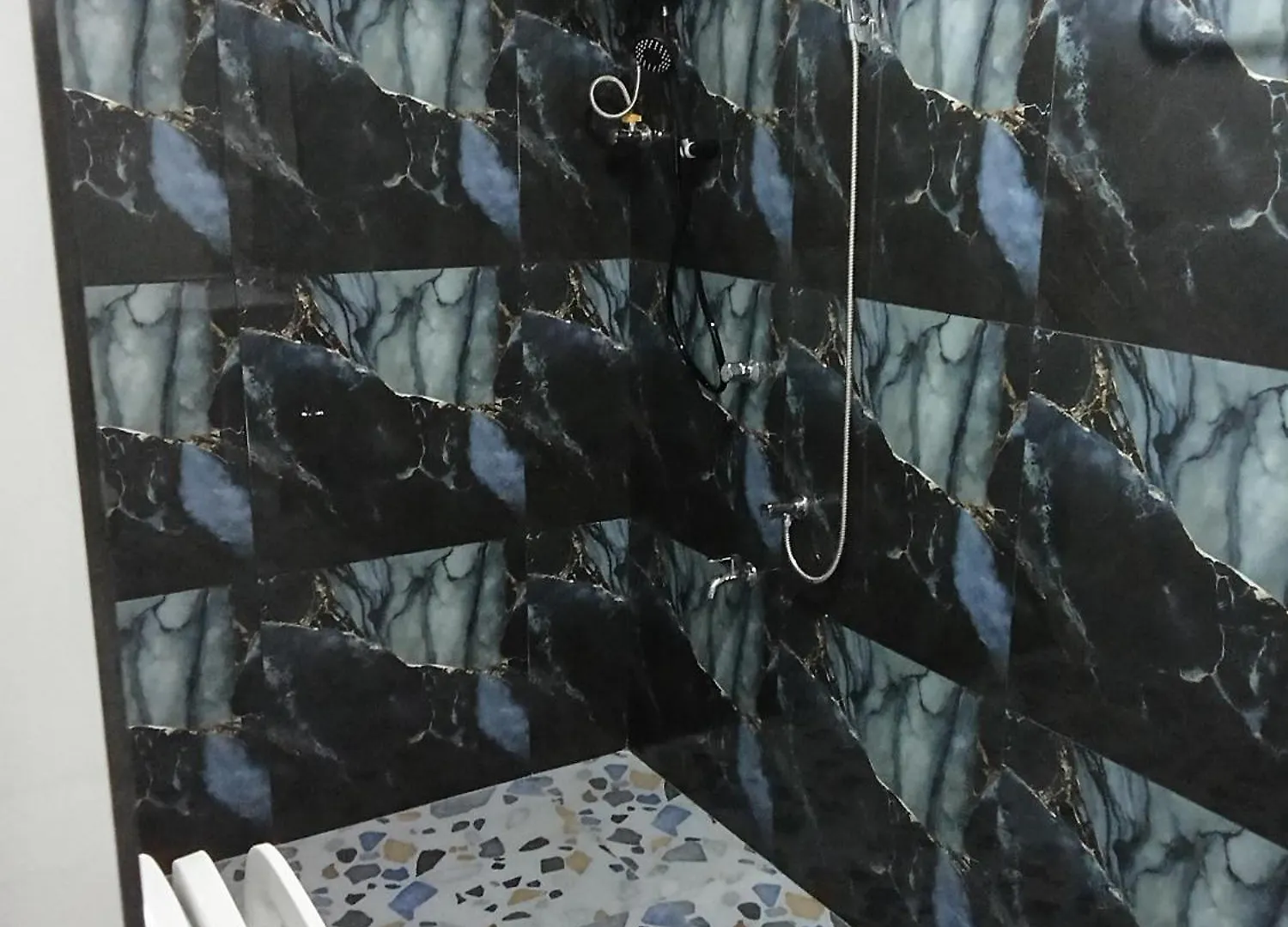 Solaces Transit Residence Liyanagemulla Homestay