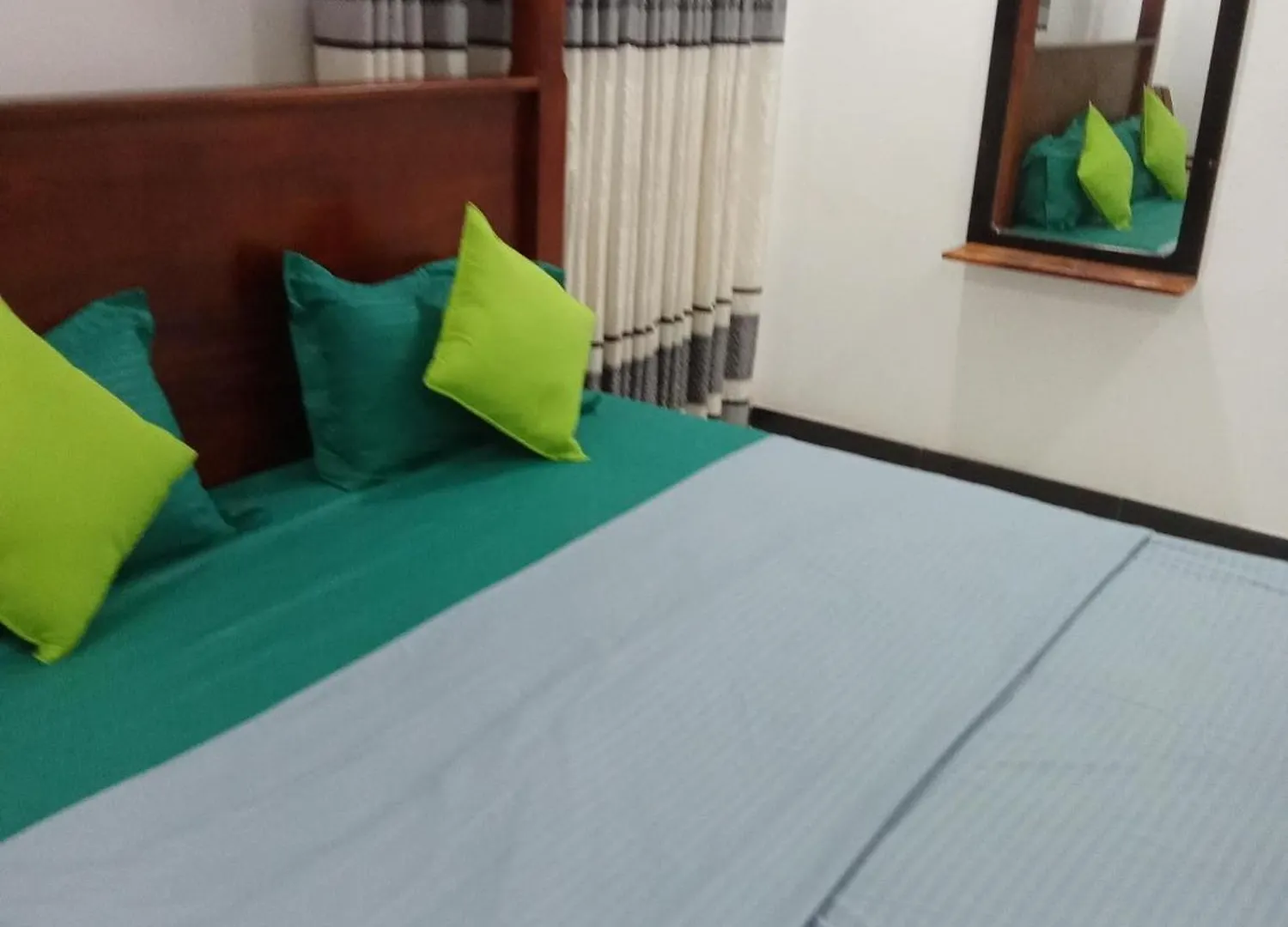 Homestay Solaces Transit Residence Liyanagemulla